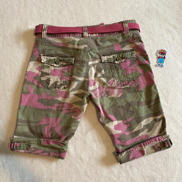 Vintage 2000s Y2K Mr. Lee Statix Embroidered Camo Cargo Shorts Women's 32 - Picture 6 of 8